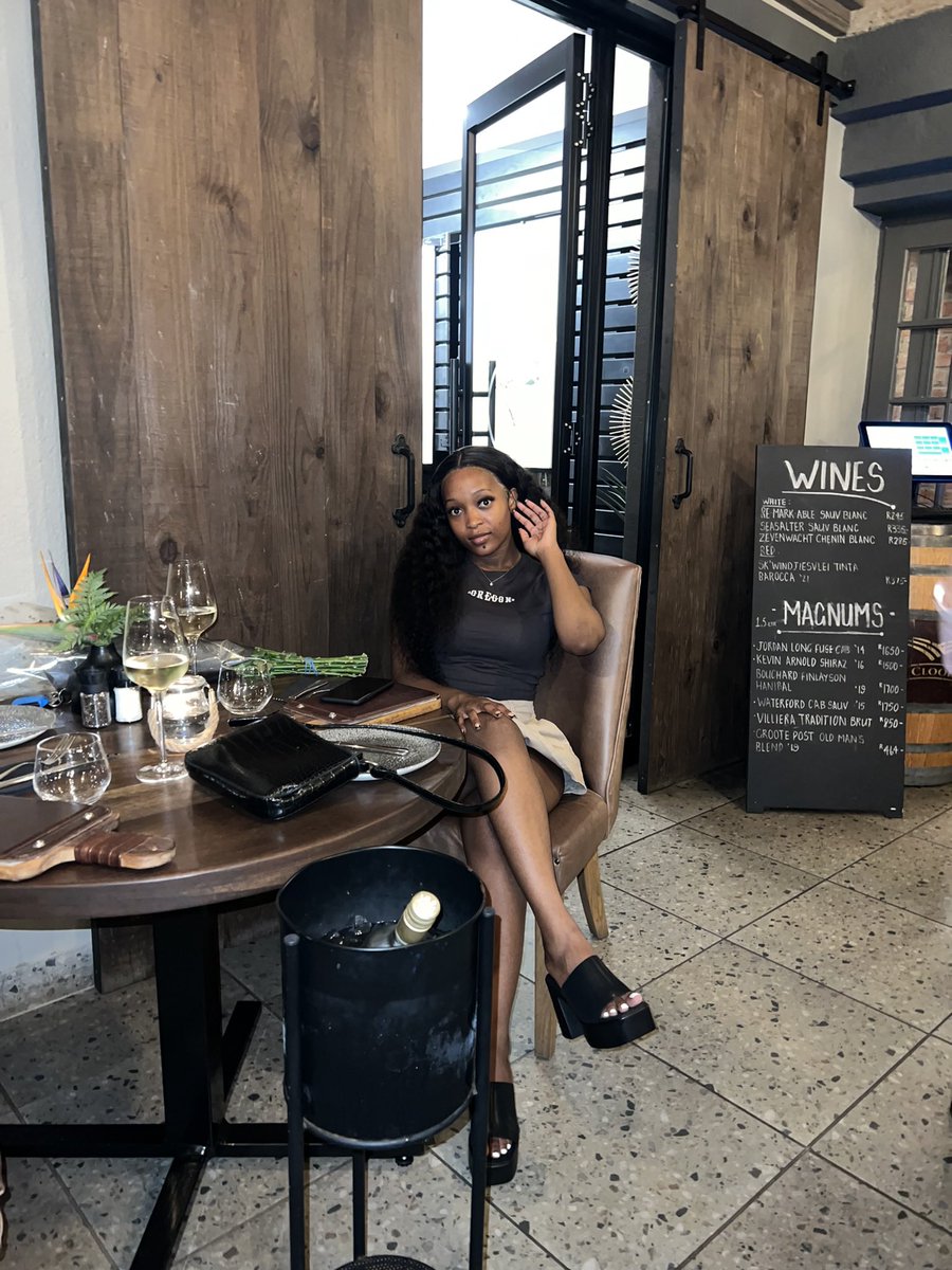 sihle_m🦋 tweet media
