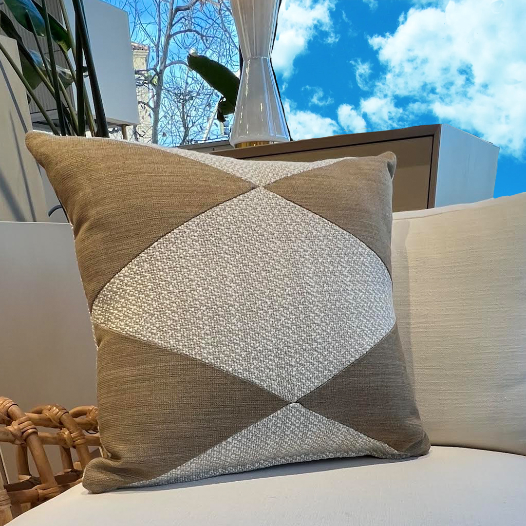 JustinDavidTex's tweet image. Introducing our New NFPA 260 Upholstery Pattern, Estate. Comes in 9 colors and exceeds 100,000 double rubs. 
#designertextile #sandiegofabrics #hospitalityinteriors #pillowdesign #pillows #decorativepillows #upholstery #hoteldesign #interiordesign #textiledesign #textiletuesday