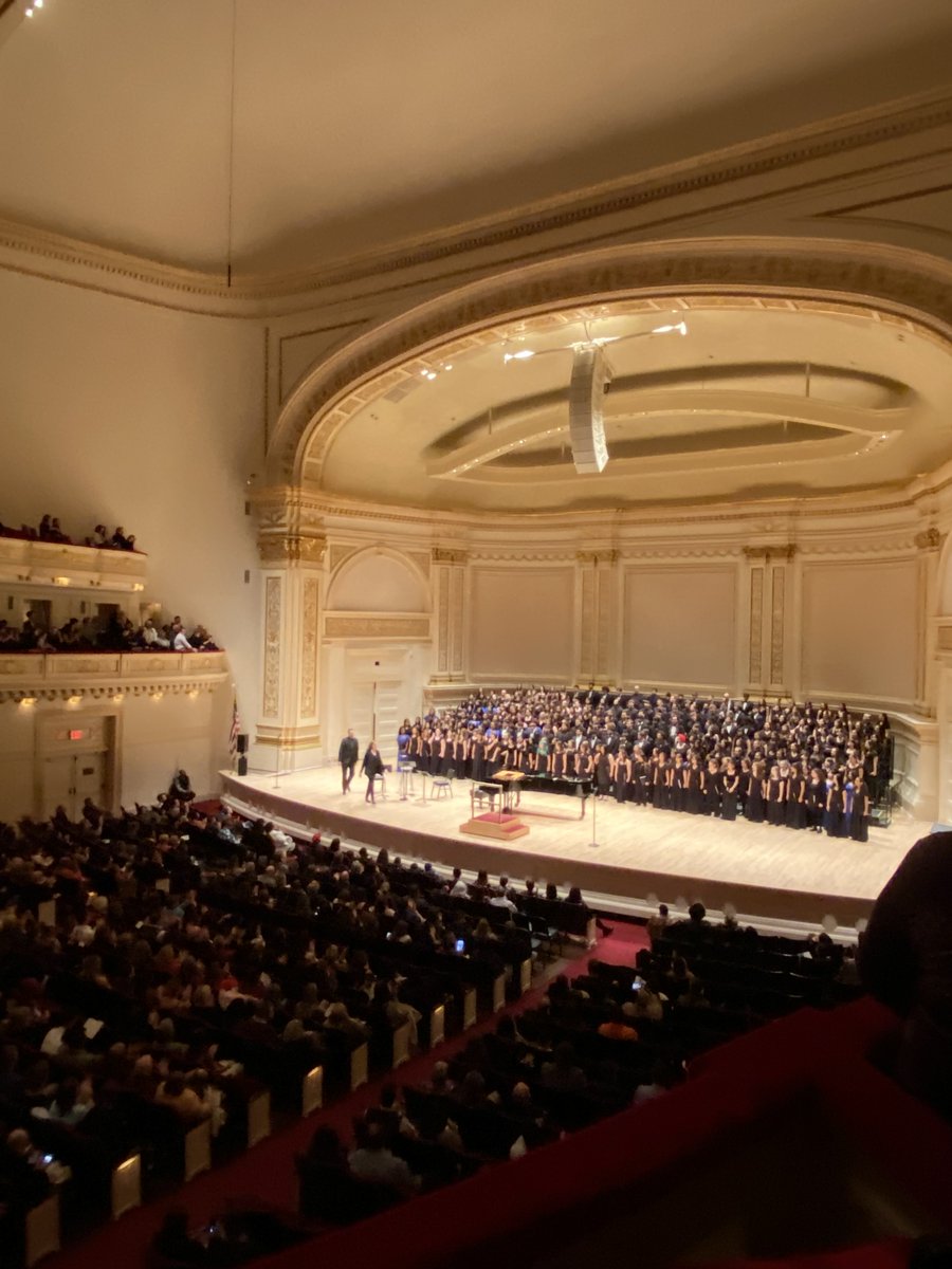 Bridgewater-Raritan High School choral students perform at famed Carnegie Hall.
docs.google.com/document/d/14o…