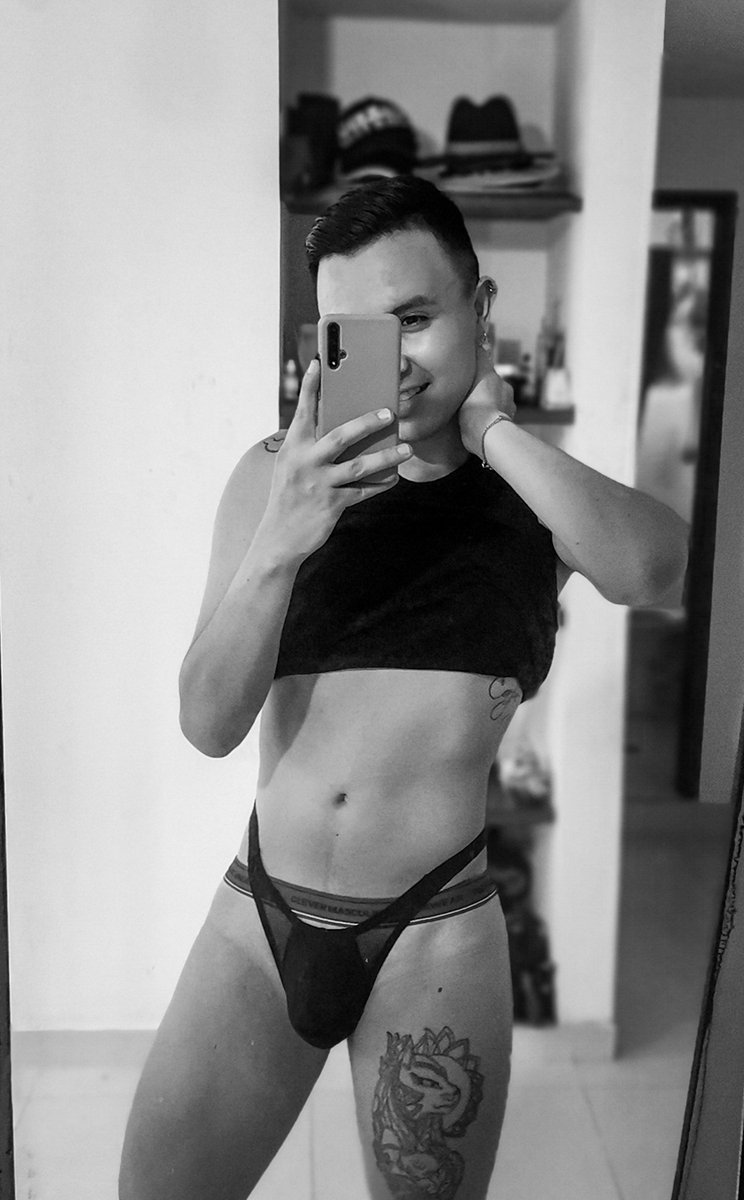 cesarsanchez07's tweet photo. Instagram la vio primero
#gayboy https://t.co/KDhtMcQROd