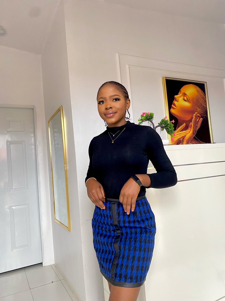 Modestveek1's tweet image. Praise master Jesus 🙌