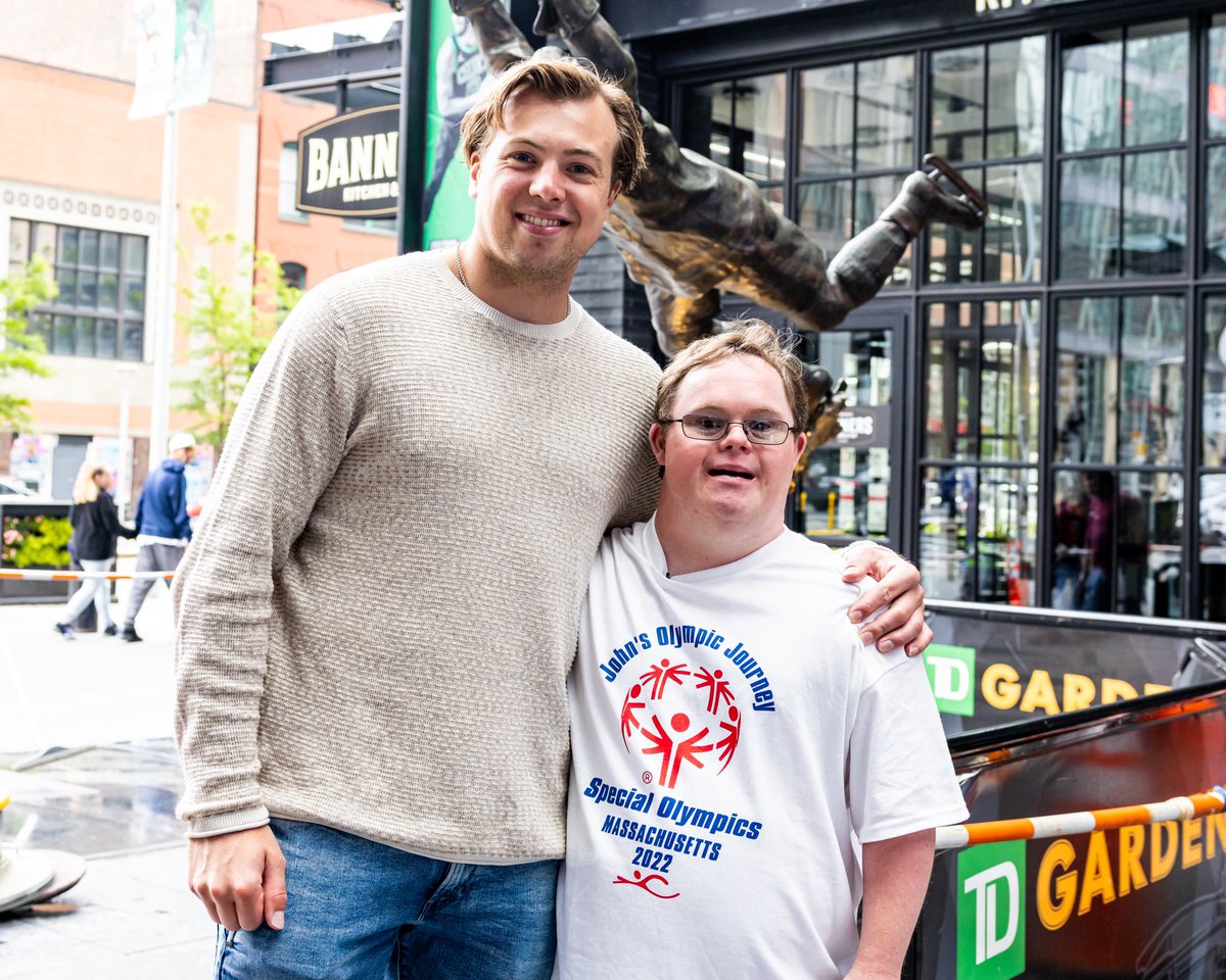 NHLBruins's tweet photo. Today is World Down Syndrome Day.

And we're celebrating longtime B's employee John Dunleavy and @fistbumpkid Liam Fitzgerald.

We are so grateful to have you both part of the #NHLBruins family. https://t.co/fSKrnbQIvZ