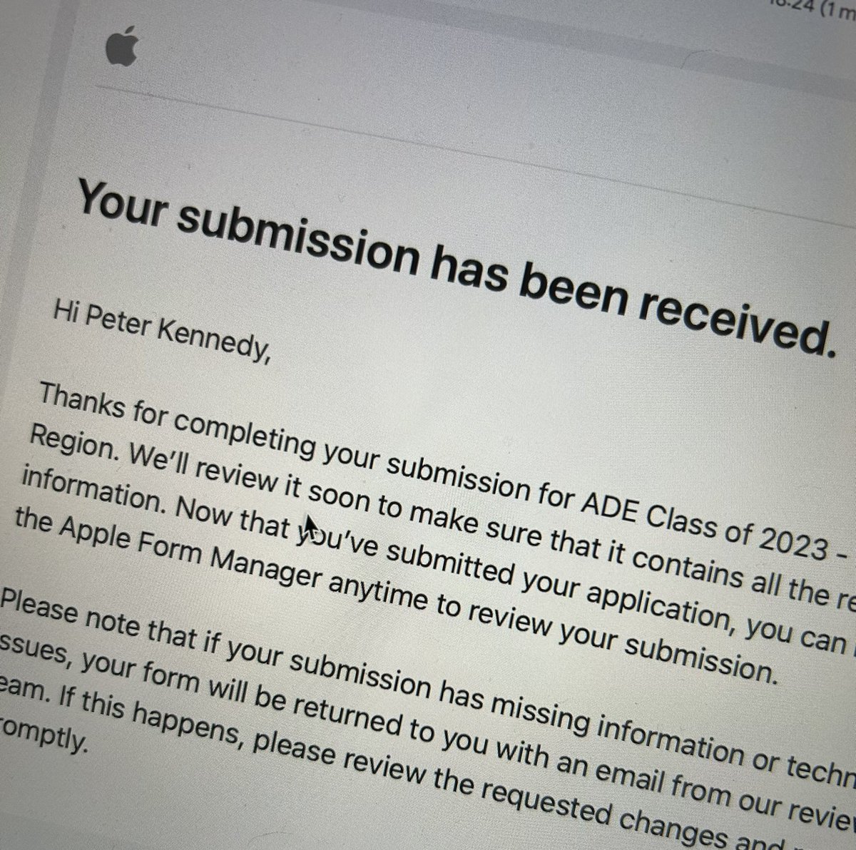 And it’s done! Just completed my #AppleDistinguishedEducator application and it feels amazing! Now to continue bringing innovation and creativity to the classroom. 🍎 🚀 🎓 #ADE2023 @AppleEDU 
#AppleEDUchat