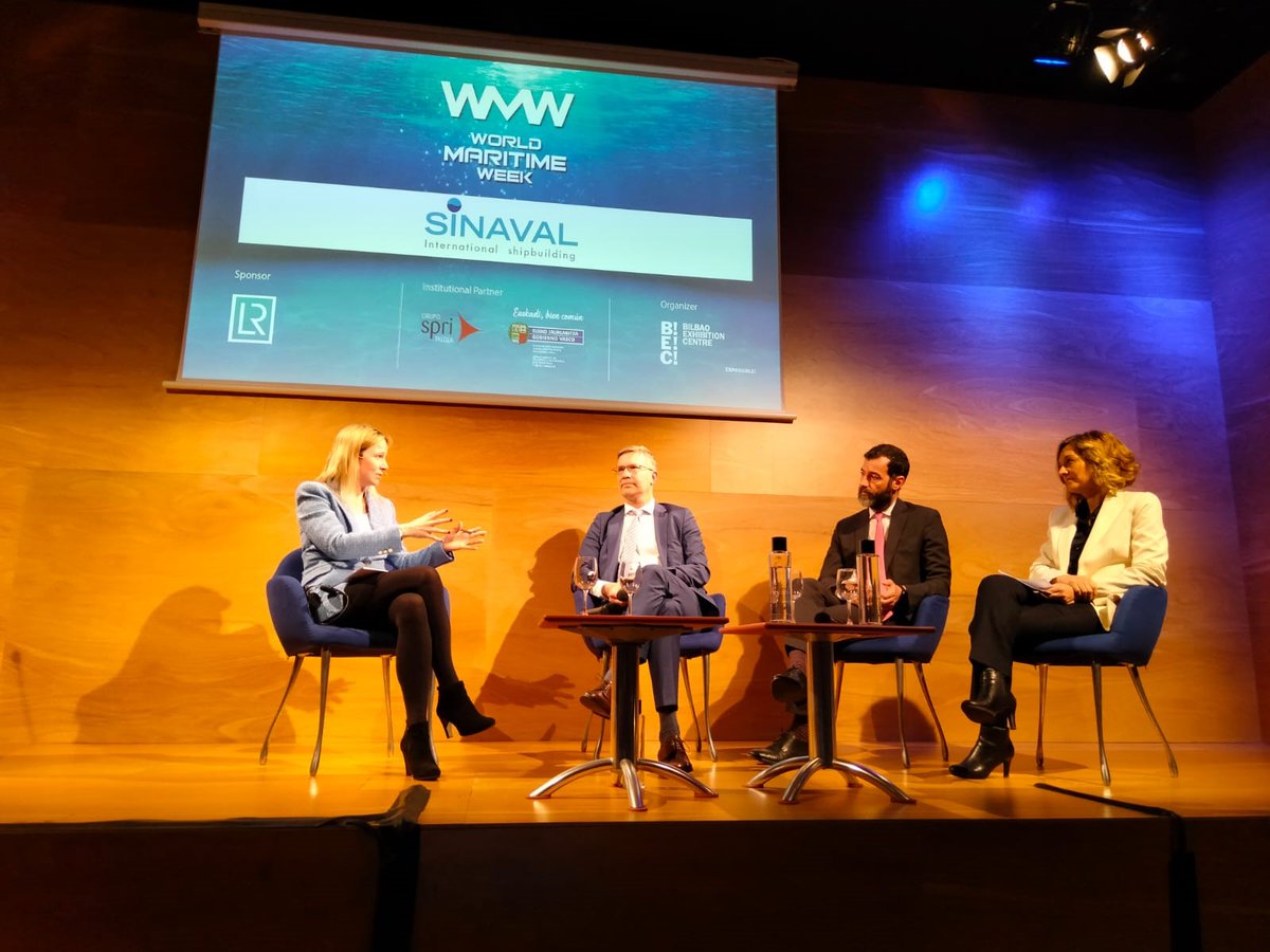 ISMrevistaMar's tweet photo. En #Sinaval Mark Niklas, DG Grow #ComisiónEuropea, Benito Núñez, DG #MarinaMercante y Ana Belén Camacho, directora de Industria #GobiernoVasco han debatido sobre la crisis actual en el sector de la construcción naval por la competencia desleal de países como China y Corea.
📷👇 https://t.co/rj2qxSQOXQ
