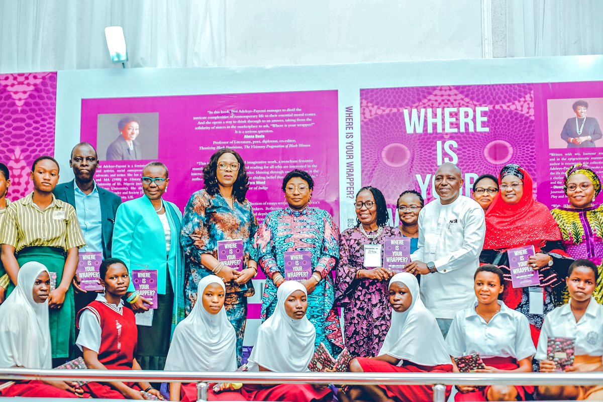 bisiafayemi's tweet photo. The book discussion is being held in honour of International Women's Day in 2023. It was an interesting and thought-provoking event. I sincerely appreciate the organizers' of the event.
#WhereIsYourWrapper #BookReading https://t.co/AcFxXkqvf3