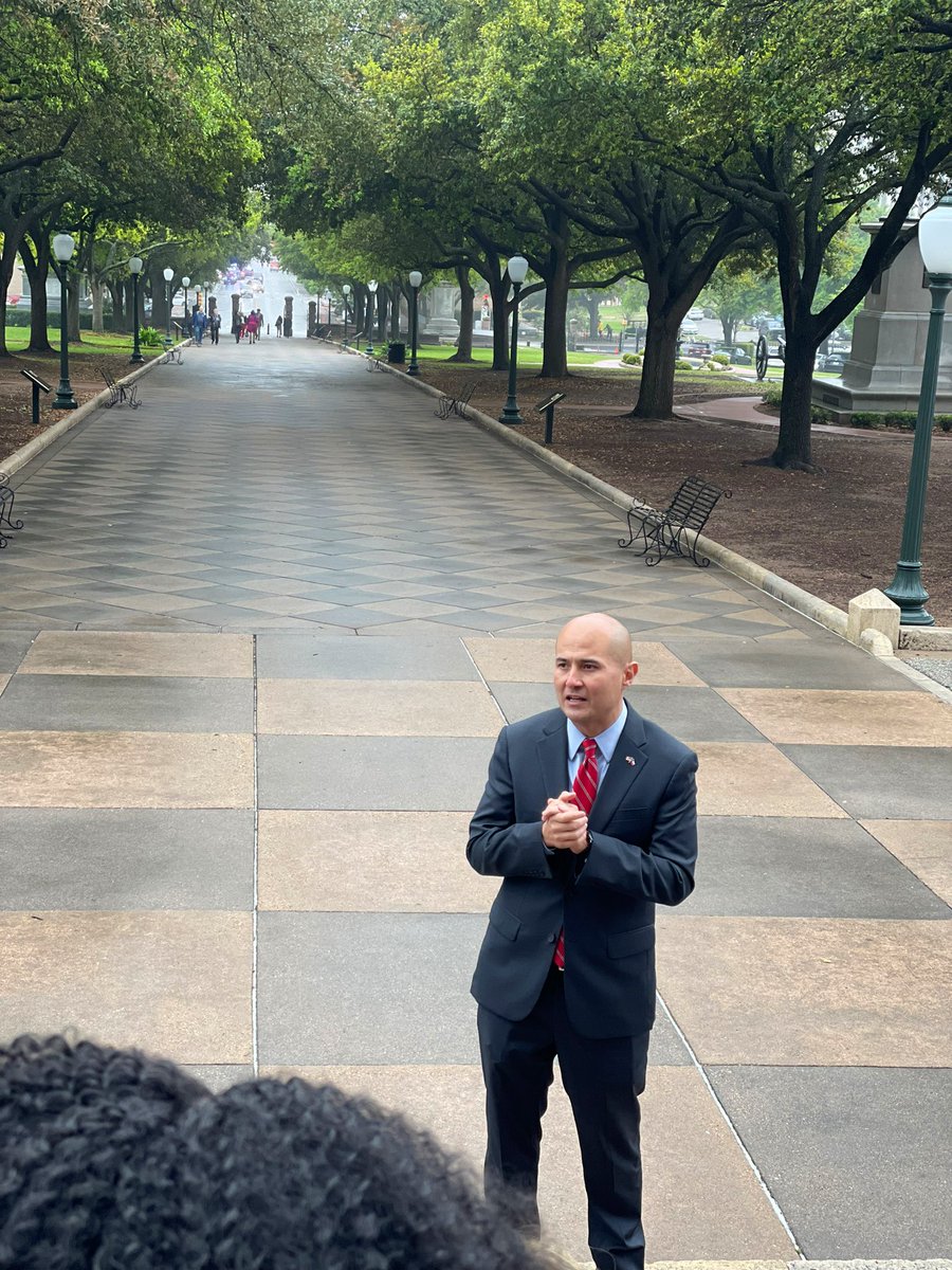 Early Matters TX tweet media