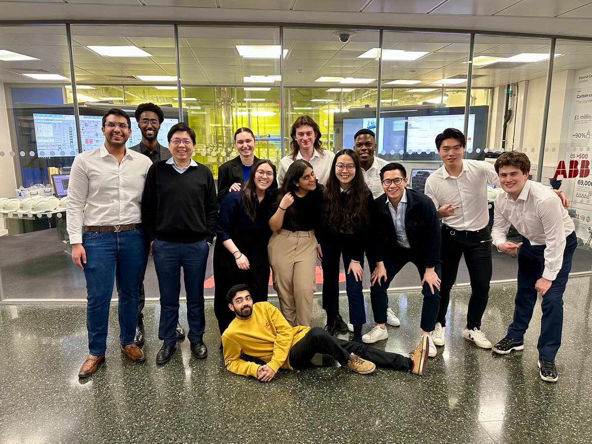 Oral presentations today marked the successful completion of another year of our final year design teaching <a href="/ImperialChemEng/">Imperial ChemEng</a> @PSFennell. The two teams I supervised this year worked on production of seaweed packaging. Everyone smiled in the photos when we said "seaweed"😀
