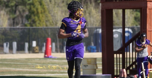 HTC247's tweet photo. Back in the number 4, ECU safety Julius Wood ready to help lead Pirate secondary

"It just feels good to have it back on my chest. It brings so much more out of me. I can’t wait to wear it on game day."

https://t.co/37ga3UjnGk https://t.co/4cYLhjS5i5