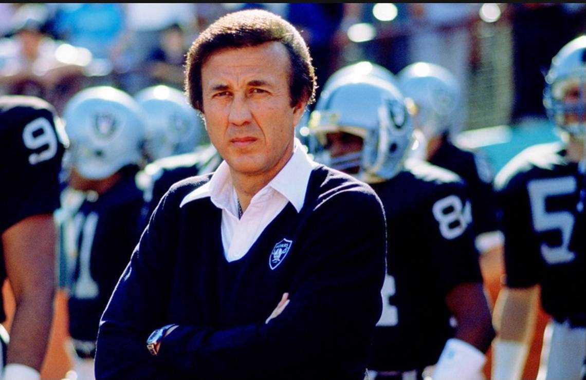 Happy Birthday to Hall of Famer Tom Flores! 