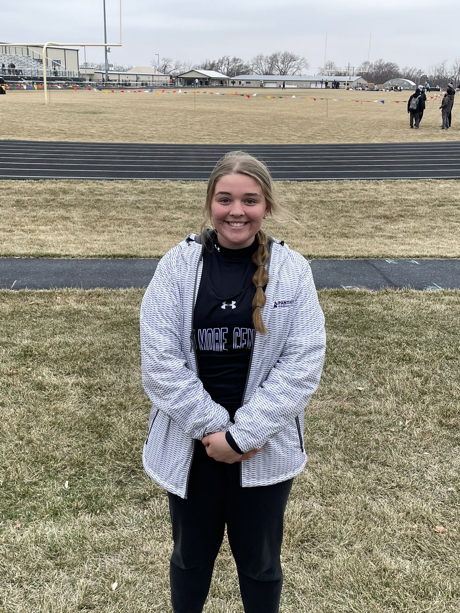 Bailey medals 6th in the shot put