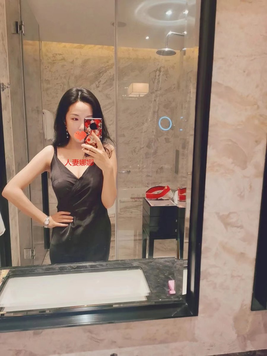hkp9542's tweet photo. 為什麽你們男生在射的時候會抖一下😂
#人妻 https://t.co/eRJ1LiBx3f
