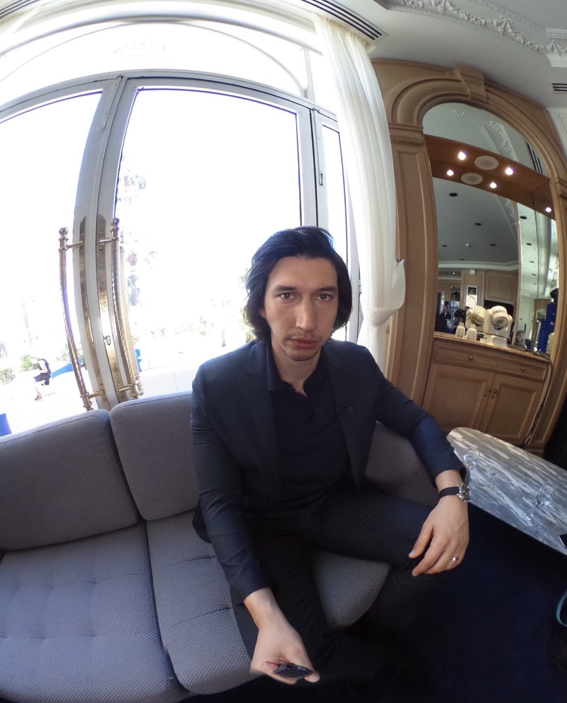 アダム・ドライバー直筆サイン入り超大型写真…Adam Driverの通販 by モーラス9025's shop｜ラクマ