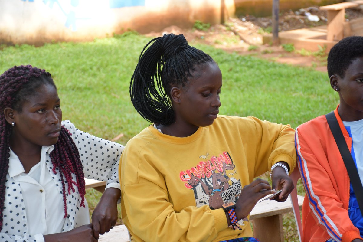 Somerouganda09's tweet photo. Safe Bangle technology enables the users to send immediate notifications to their next of kin in case they experience violence. https://t.co/pcN4jGdwZF