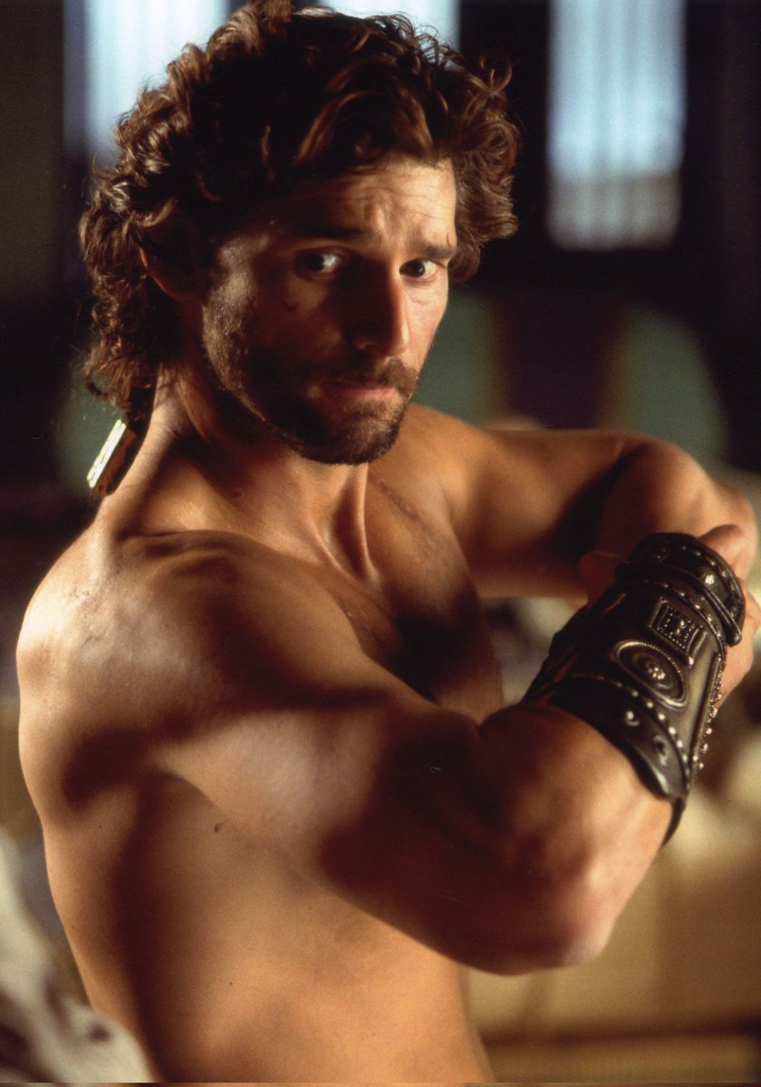 artistfuly's tweet photo. Eric Bana as Hector of Troy is my #1 love https://t.co/FFB95CVik7