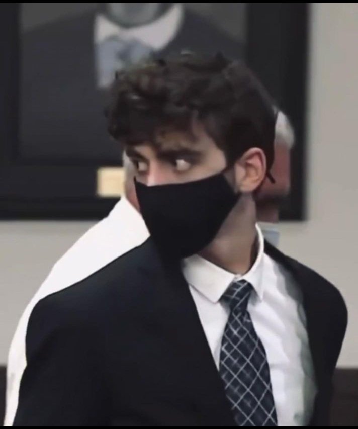 Far away in Florida, in America, there is a young man named Cameron Herren who was sent to prison for twenty-four years only because he owned a black Mustang and without any evidence proving his involvement in speeding, racing, or running over victims.
#cameronherrin
#Florida