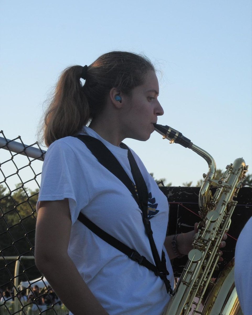 UmassDBand's tweet photo. SPOTLIGHT: This is our founding member and current president of the Corsairs Band, Annette! She founded the band in fall of 2021 and elected 3 other officers to help lead our quickly expanding band! https://t.co/ygWEvhZvyc
