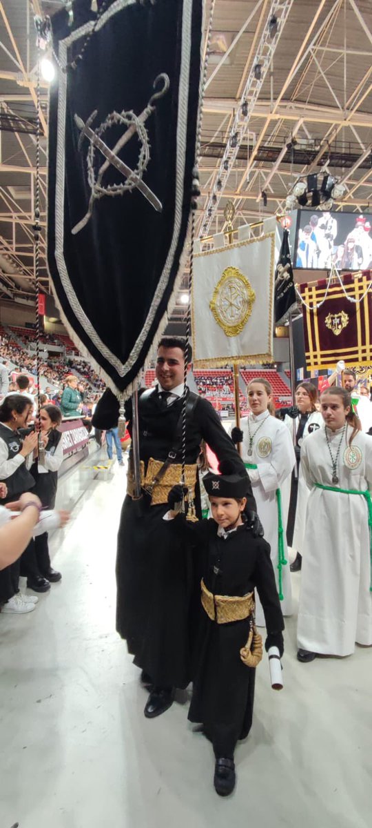 Participación de la sección de heráldicas y del guión el pasado sábado 18 de marzo en la Exaltación Infantil