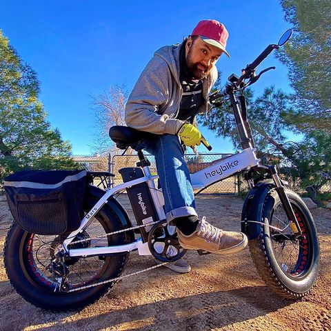 heybikeofficial's tweet photo. Life is better on a bike. 🚴
From one adventure to the next, we're here to help you get outside and ride more than ever before.🙌
.
.
📸: @ Corey Furm
#heybike #ebike #electricbike #biking #cycling #lifestyle #ebikelife #fattires #ebikelover https://t.co/hhmKh9g6gy