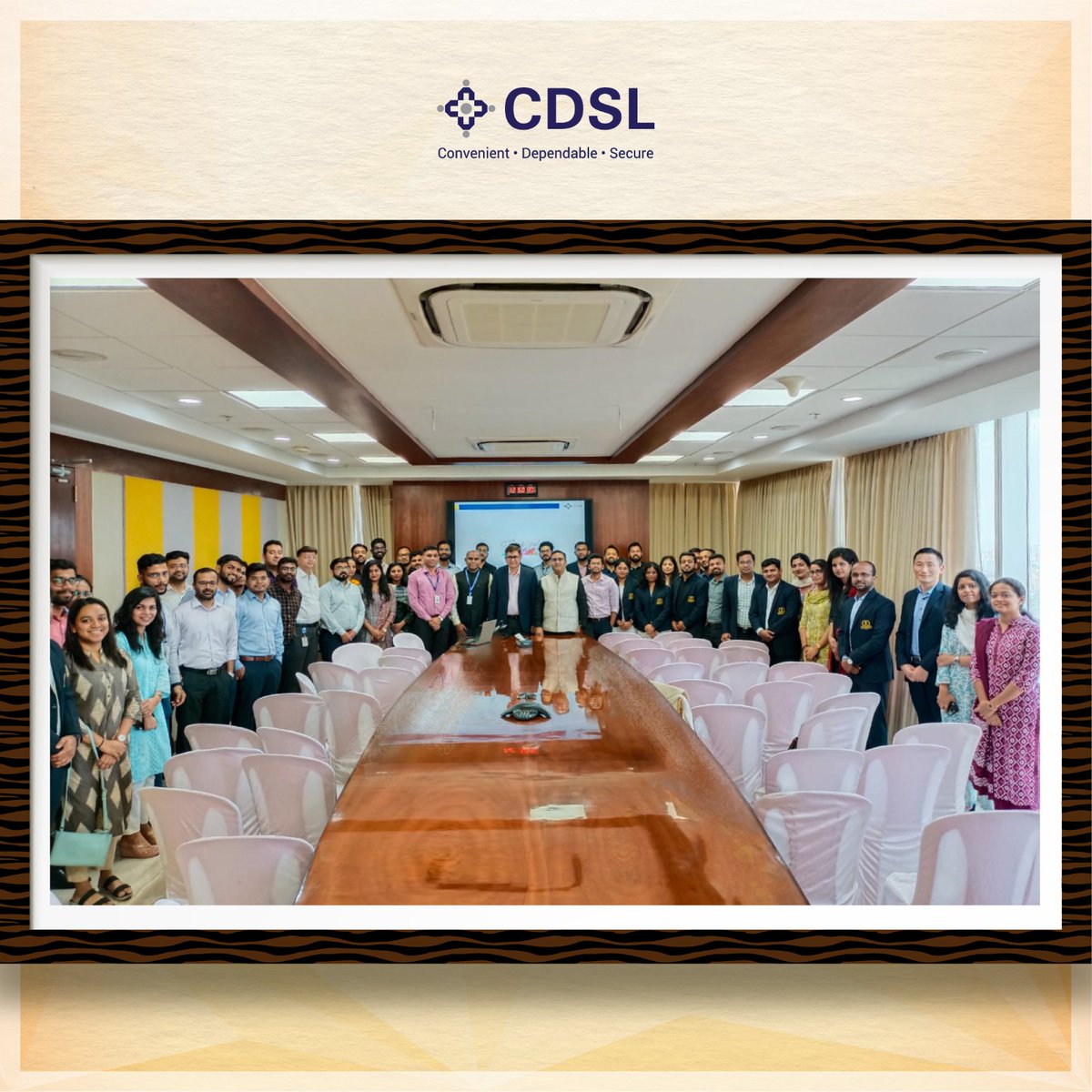 CdslIndia's tweet photo. An Interactive session with 75th batch of Indian Revenue Service Officers - @NADTNagpur , Nagpur was conducted on various topics pertaining to Capital Market.
#studyvisit #IRSOfficers #NADT #studyFinancestudents #cdslindia #InvestorMeet #Awareness #collaboration https://t.co/bL8NjqJlEb