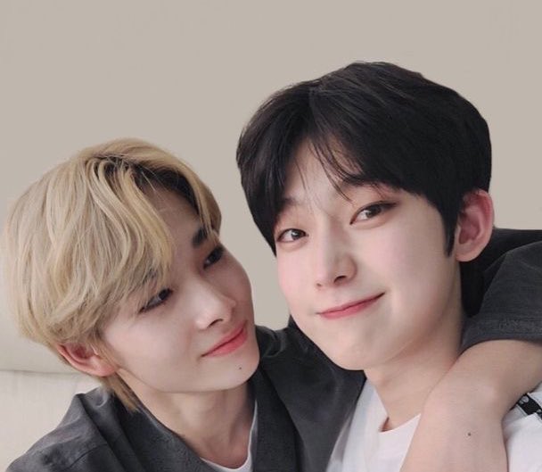 moonandenhypen's tweet photo. I miss you. https://t.co/OrW02KQgDO