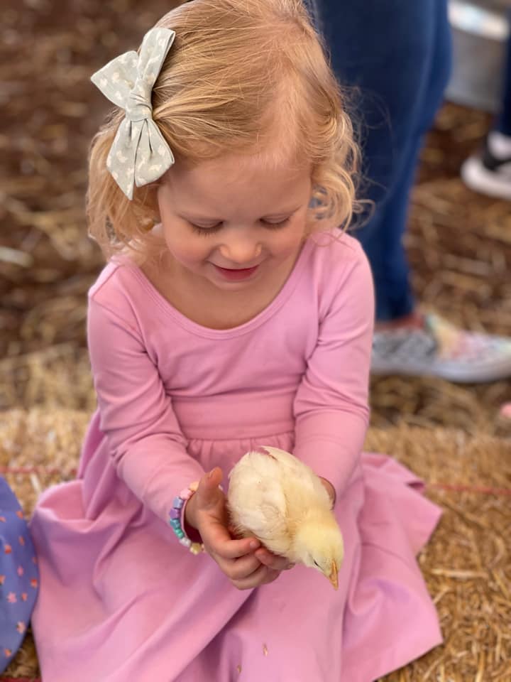 Easter Egg-Citement kicks off this weekend at our Belleville Farm. Grab your tickets now. bit.ly/3jTEH6q