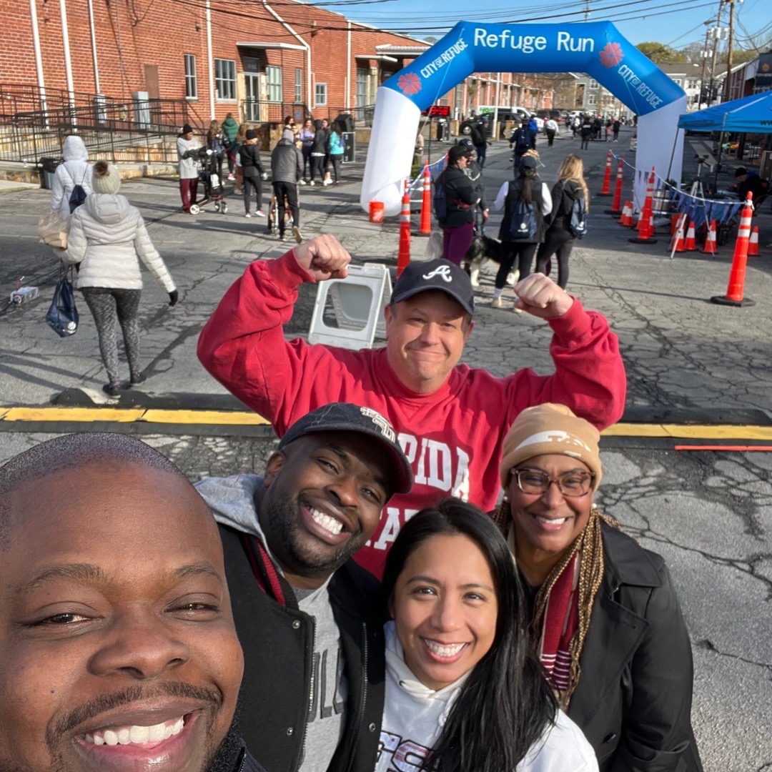 ATLSeminoleClub's tweet photo. Thank you to everyone that helped out with the @cityofrefugeatl 5K race this past Saturday! It was a great event supporting a great cause!
Stay tuned for more volunteer events to help our community.
#atlnoles #FSUAlumni #atlantaalumni #cityofrefuge https://t.co/NqvR0ZfXHq