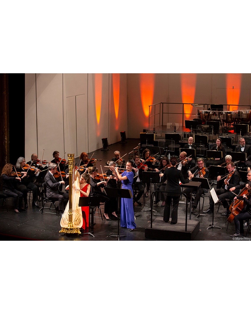 Souvenir des magnifiques concerts de ce week-end avec Mozart et Beethoven, la musique se partage et les salles combles de ce week-end sont là pour le rappeler 🤍Bravo à Debora Waldman, Marion Ravot, Upama Muckensturm et l'orchestre📷Marie Petry