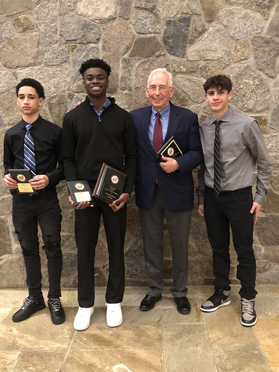 VikingsHoop's tweet image. 🏀At the LHBCA Awards Dinner last night, Devan, Basiaka, and Julian were all honored for their outstanding play this past season. Congratulations to all three.🏆