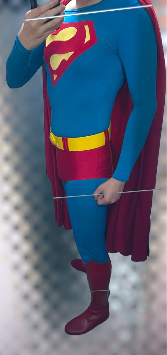 SupermanLover tweet media