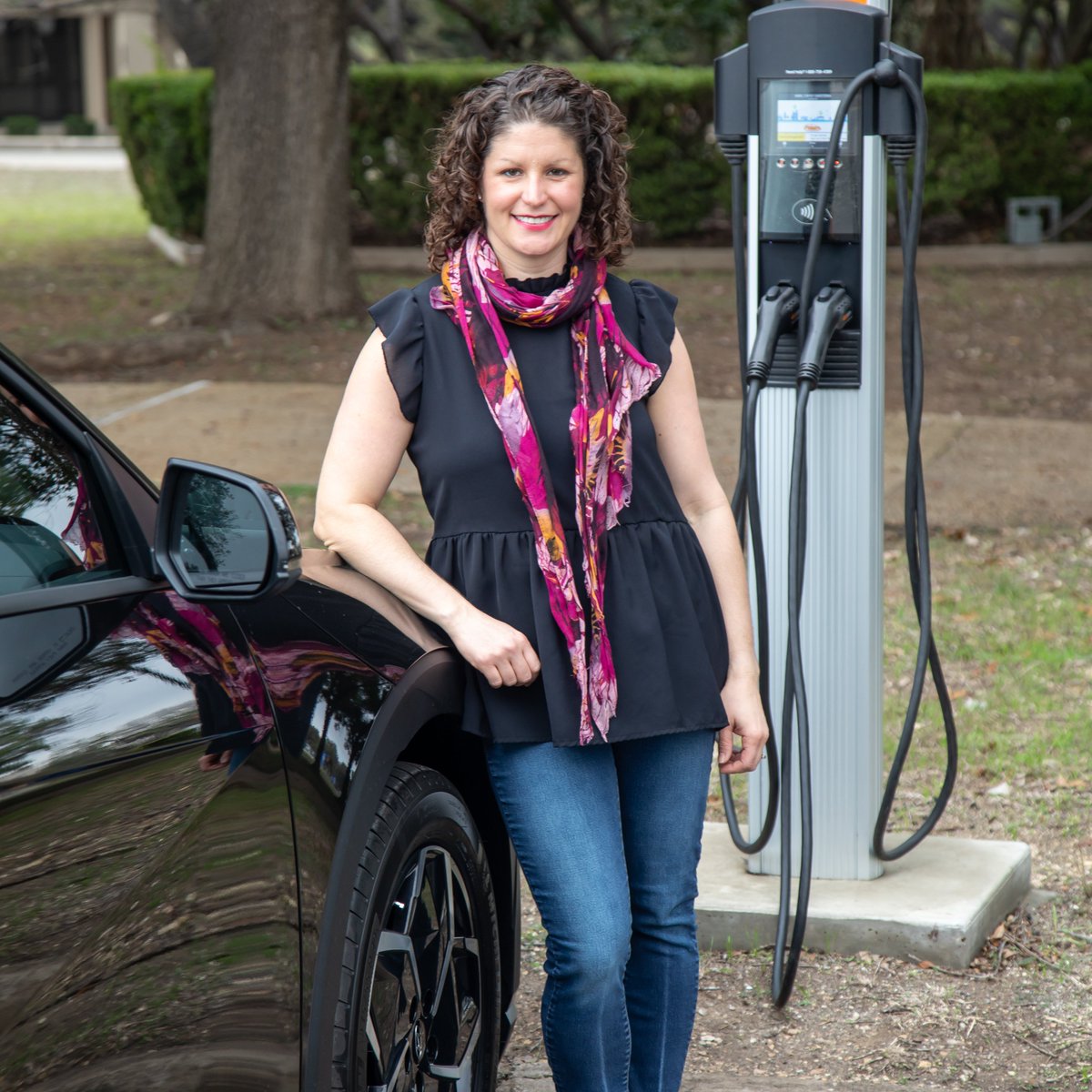 Our #WomensHistoryMonth spotlight shines on <a href="/RoseHulmanAlums/">Rose-Hulman Alumni</a> Rebecca (Winer) Warden (ME, '09), a senior research engineer <a href="/Chevron/">Chevron</a> Oronite. In this interview she discusses electric vehicles, mechanical eng. &amp; what attracted her to attending #rosehulman:
stle.org/files/TLTArchi…