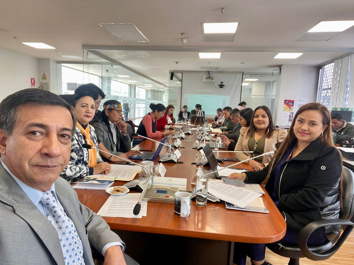 Inicia la Sesión No. 122  de la <a href="/BiodiversidadAN/">Comisión de la Biodiversidad y Recursos Naturales</a> para la aprobación del texto final del Informe para Segundo Debate del Proyecto de Ley Orgánica Reformatoria de la Ley Orgánica para la Planificación Integral de la Circunscripción Territorial Especial Amazónica. #LeyAmazónica