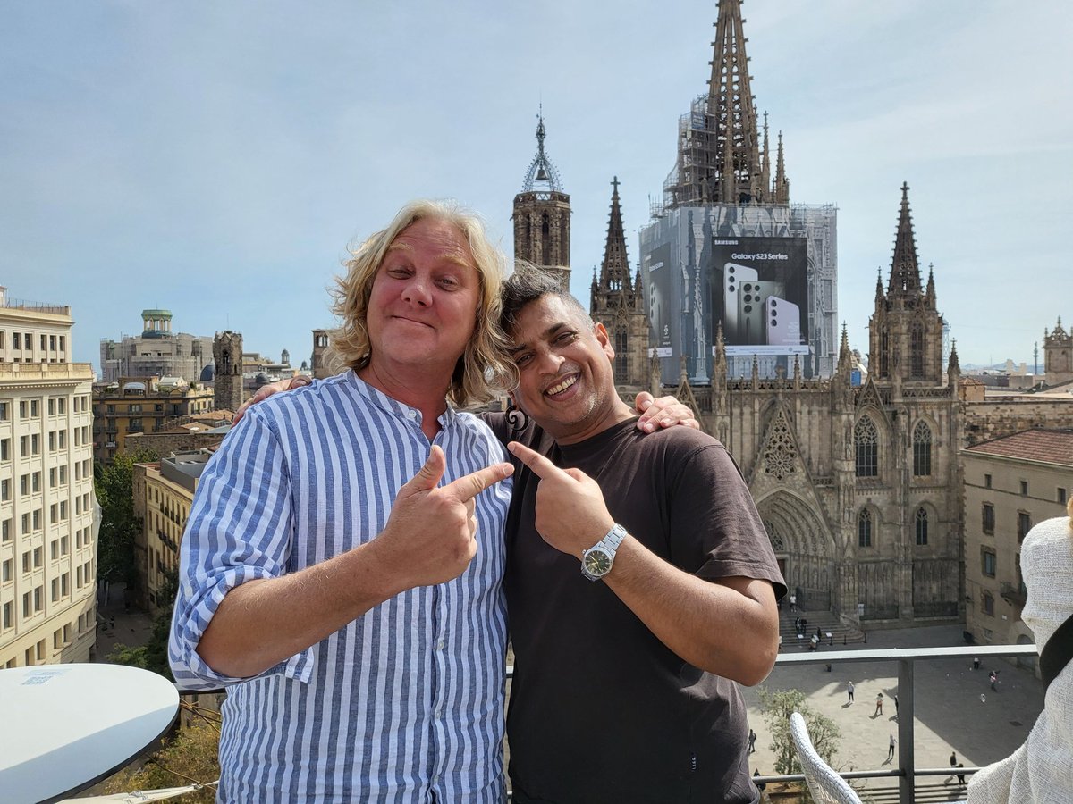 ShihabSJoi's tweet photo. Had my first #TwitterDate with @jansenmann with many a beer, tapas, sunshine and righting the world's wrongs shared x https://t.co/47n4XG2jSz