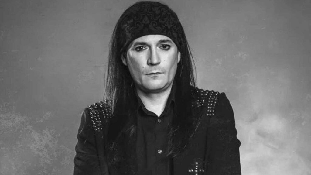 Mägo de Oz comunica que Zeta deja la banda ¿Quién será su sustituto?  España – Madrid rockandwrestling.com/mago-de-oz-com… vía <a href="/rockywrestling/">ROCK AND WRESTLING❗️</a>