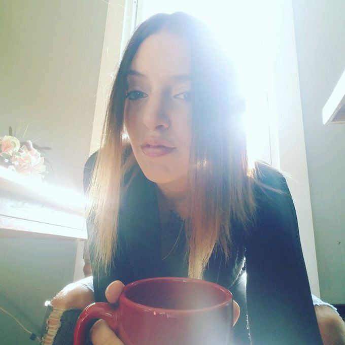 Fucoffee ☕️ an chill 🌬 https://t.co/cc90cdyXhx