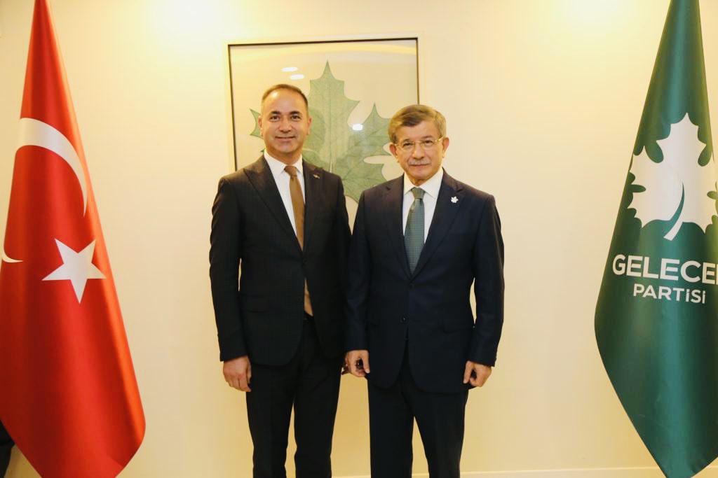 Genel Başkanımız Prof Dr.Sn; <a href="/Ahmet_Davutoglu/">Ahmet Davutoğlu</a> ' nu ziyaret ettim.. <a href="/gelecekelmadag/">ELMADAĞ İLÇE BAŞKANLIĞI</a>