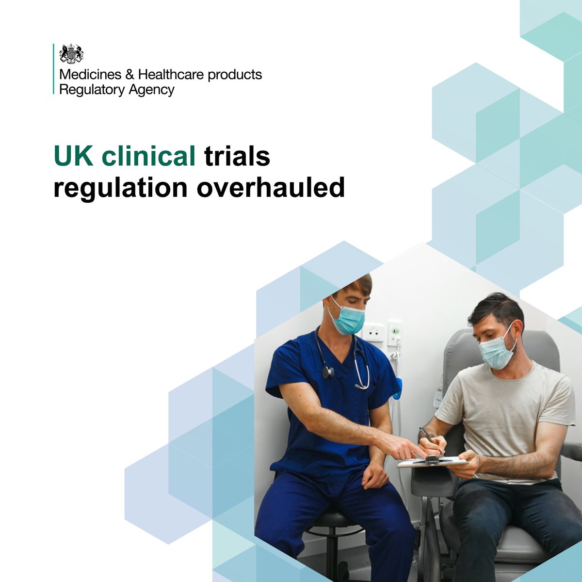MHRAgovuk's tweet photo. We're working with support from partners to make it faster and easier to gain approval and to run #clinicaltrials in the UK. This is the biggest overhaul in UK clinical trials #regulation in over 20 years 👉 https://t.co/fRmaGaaowT https://t.co/hmBrhA5Lx9