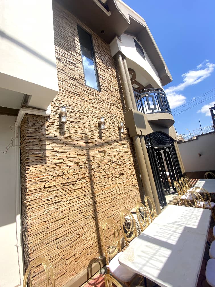 ItClad's tweet photo. Elegance, Uniqueness , beauty and durability these natural stones have it all 👍👍👍
Élégance, unicité, beauté et durabilité ces pierres naturelles ont tout pour plaire 👍👍👍 https://t.co/yAwITQZFYj