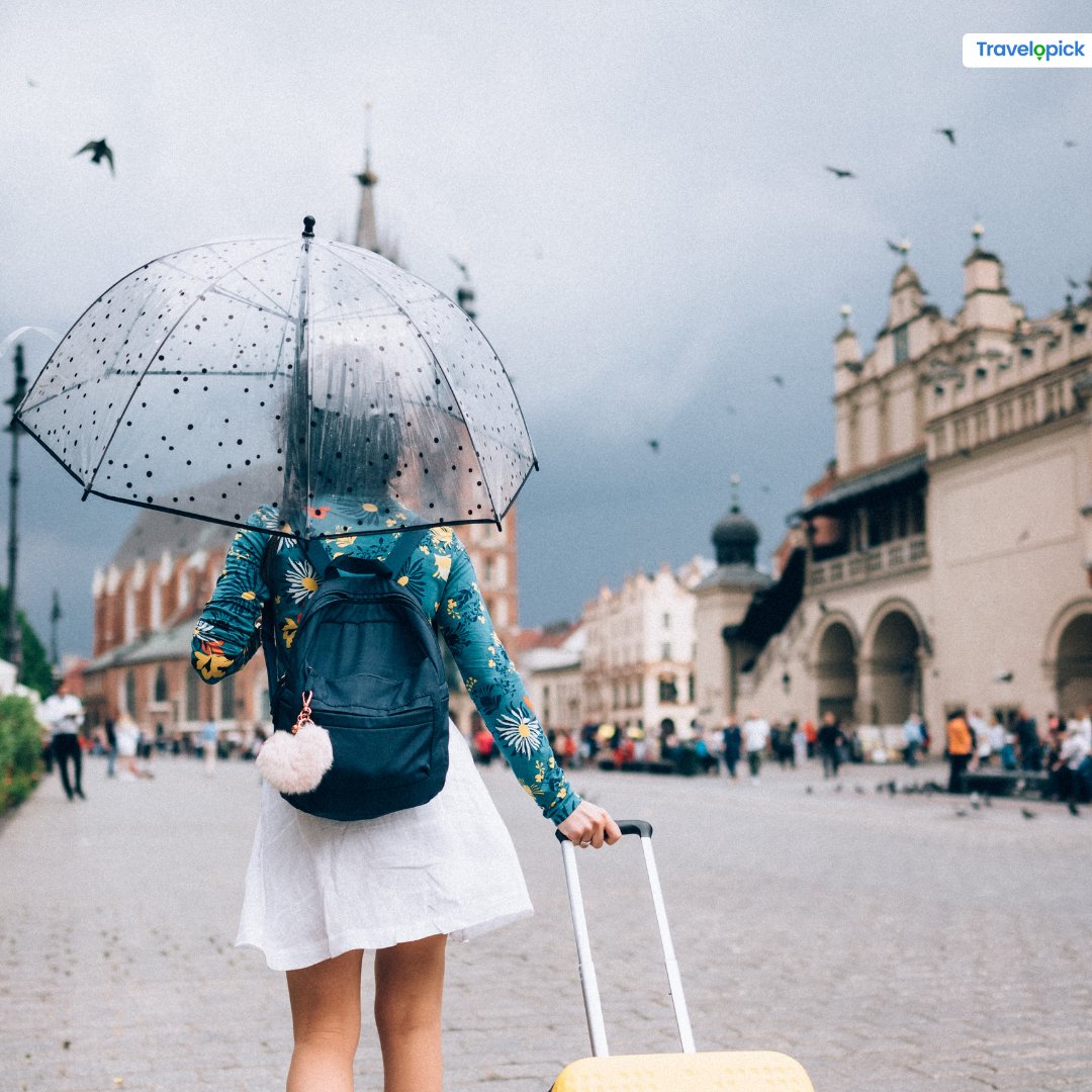 travelopick's tweet image. What is your dream location to travel solo? 

#solotravel #solotraveler #solotraveller #solotravelling #krakow #solowomentravel #europe #inspiration