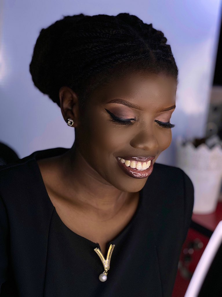 kigabeautmakeup's tweet photo. Smile today at Kiga Beaut Makeup♥️ https://t.co/wpX60dQ8UK
