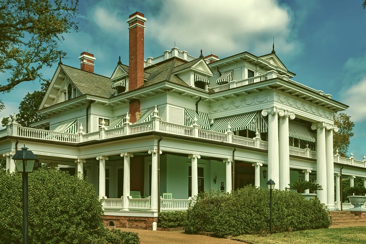 Good morning #WritingCommunity 🖤

Let's start the day with a #writerslift 

Drop the links to your #books, #blogs, #poetry, #art, #websites, or anything else you want to share

RT others to spread the love
🖤🖤🖤