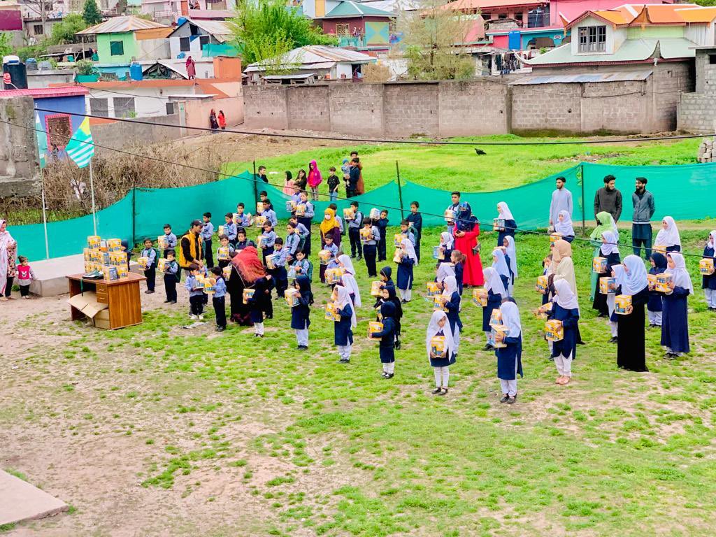 SheikhShahan21's tweet photo. MSF is Going to brighten the Future of our Upcoming Future. #Total_RoyOfHope #SupportEducationWith_MSF https://t.co/W5QsBkWzBv