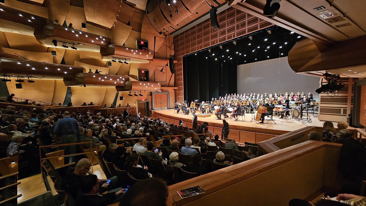 It was great to sing with the Orange Community Master Chorale at <a href="/MuscoCenter/">Musco Center for the Arts</a> this past Sunday! Thanks to all who came! 🥰
