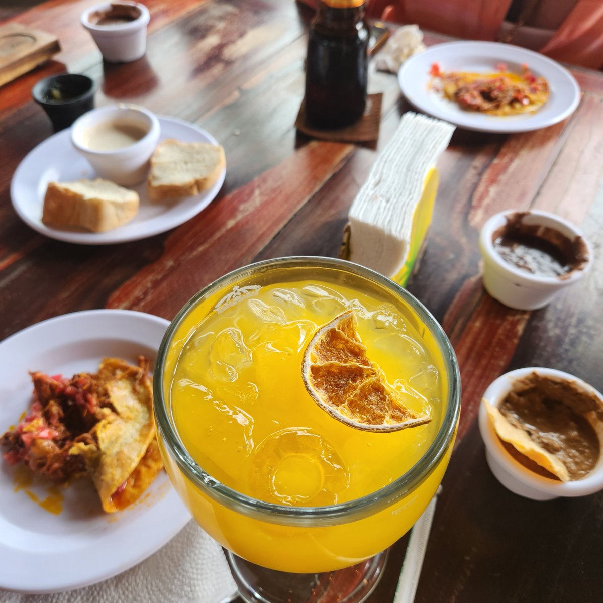 B101Philly's tweet photo. #LetsKeepEating! 😋 What better way to celebrate Taco Tuesday than a #CancunTacoTour courtesy of @amstardmc, and an evening at #DreamsNatura spa 😍

#DreamBig and enter for your chance to win a @DreamsResorts vacation! 
📲 https://t.co/fo2fwckHiA
#LIVEItWithAmstar #LIVEfromDreams https://t.co/cnObQqSh5R