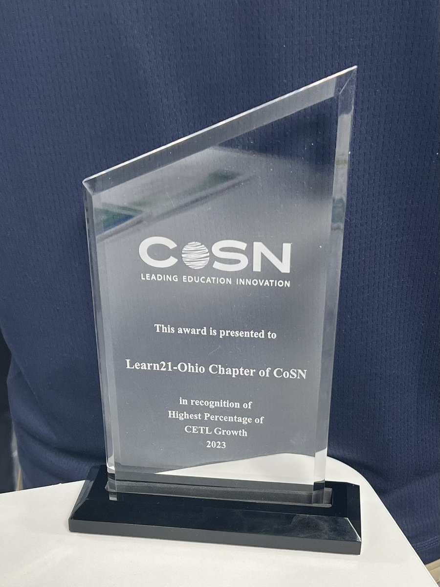 The Ohio team at #CoSN2023 conference with our award for the HIGHEST percentage of #CETL growth. Centered around our study group leader, Mike Daugherty @MoreThanATech!! @JenFry1 @WilliamDFritz @EdTech_Huch