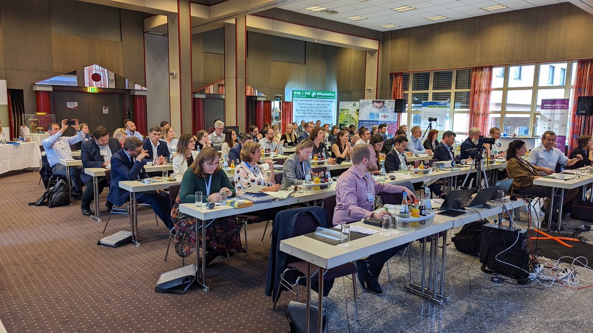 bioplasticsmag's tweet photo. Full house at bio!TOY 2023 #biotoy https://t.co/JSSqHt4Ndx