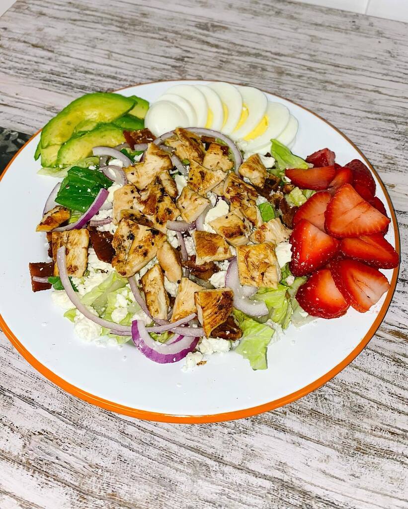 Delicious, new specials for the week! Dine in or pickup for you and your friends/family!