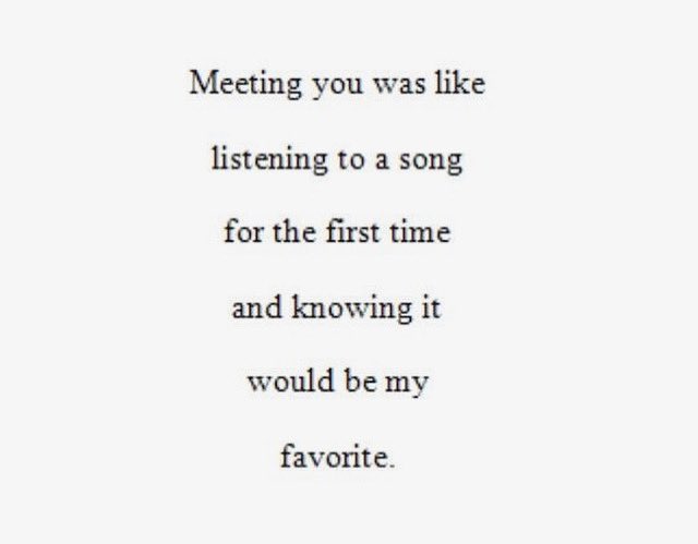 itfeelquotes's tweet photo. ‘การได้เจอเธอก็เหมือนได้ฟังเพลงเพลงนึงเป็นครั้งแรก และรู้ได้ทันทีว่ามันจะเป็นเพลงโปรด’ เป็นประโยคบอกรักที่น่ารักมากก ใจเหลวเป๋ว https://t.co/sCXnfQsdCs