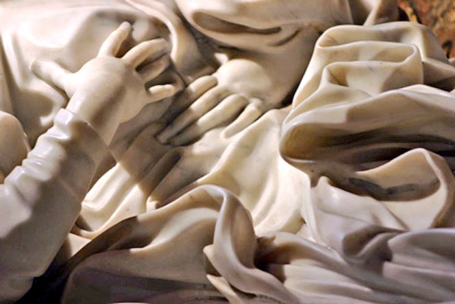 Acabamos el viaje a Roma con mi obra favorita de Bernini: el éxtasis de la beata Ludovica Albertoni, concluida por el escultor a los 71 años de edad.

La encontraréis en la apacible iglesia de San Francesco a Ripa, en el Trastévere.

El barroco hecho mármol.
