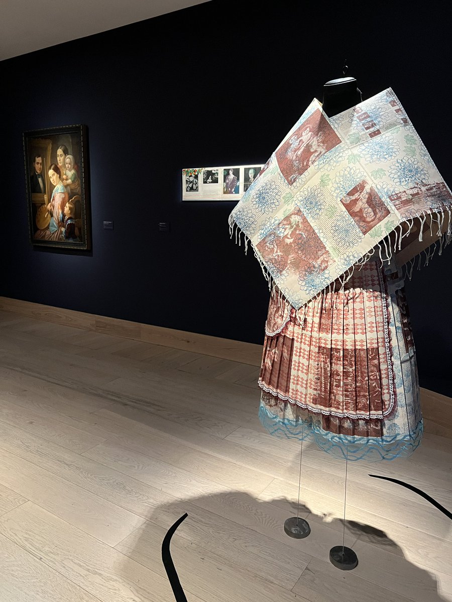 En el marco de la exposición “[Re] Generando… Narrativas e imaginarios. Mujeres en diálogo”, la curadora Karen Cordero y la artista Magali Lara se unen en conversación con colegas de Irlanda 🇮🇪