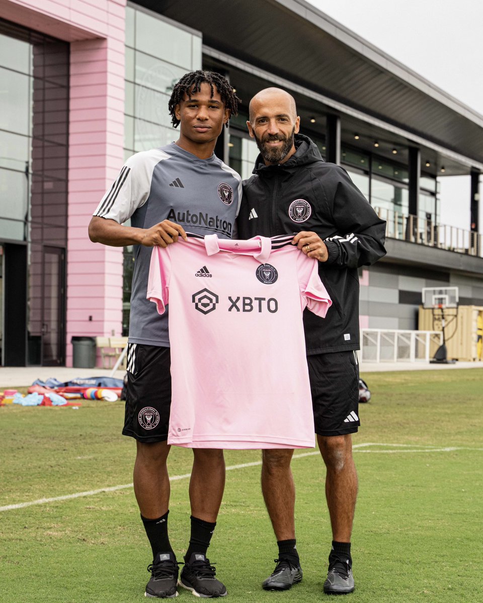 Intermiamicfii's tweet photo. Inter Miami CF Academy ๐คInter Miami CF II
Inter Miami CF II has signed Tyler Hall to a professional MLS Next Pro contract. Congrats, Tyler! ๐๐ค
Read more about it here: https://t.co/wsVrT5Q8wS https://t.co/VjvrSHSIKO